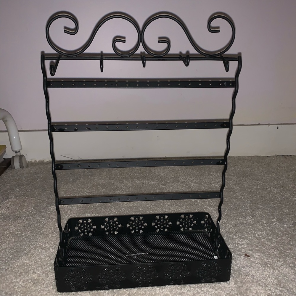 black earring + jewelry holder